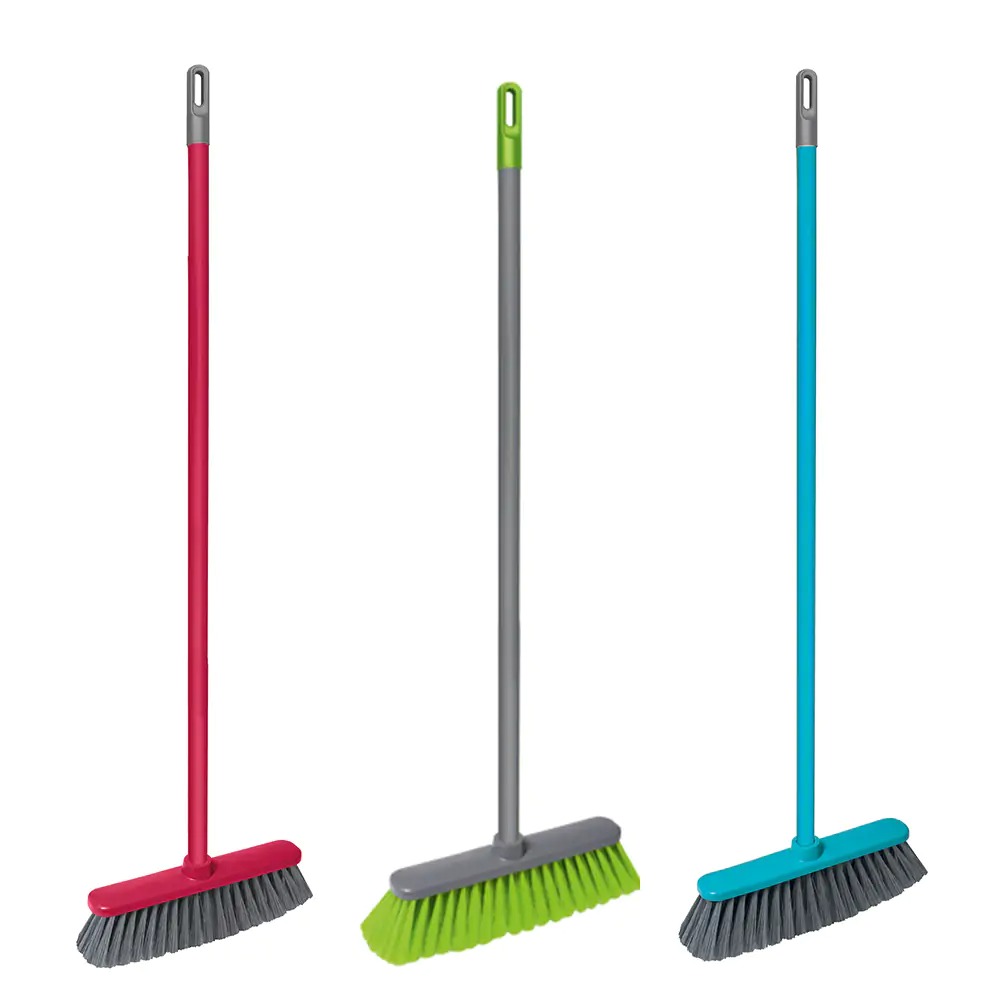 Koště CARLA s tyčí